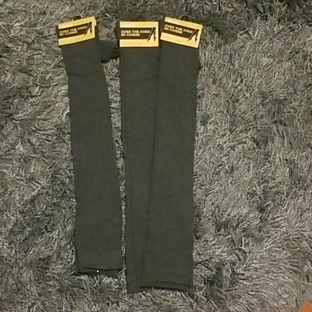 Over the knee stocking/socks/leggins